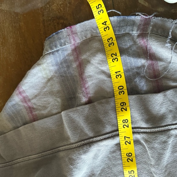 Free People Distressed Jackson Wyoming Gray Sweatshirt ladies size M - Picture 5 of 8